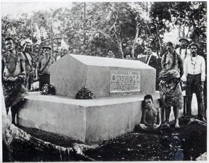 O túmulo de Tusitala, o túmulo de Robert Louis Stevenson em Apia, Samoa